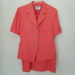 Kasper 2 Piece Coral Business Suit - 10